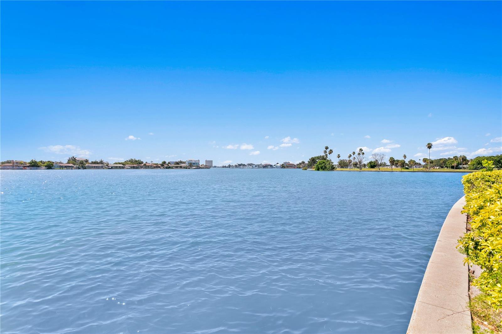 450 TREASURE ISLAND CSWY #104, TREASURE ISLAND, FL, 33706