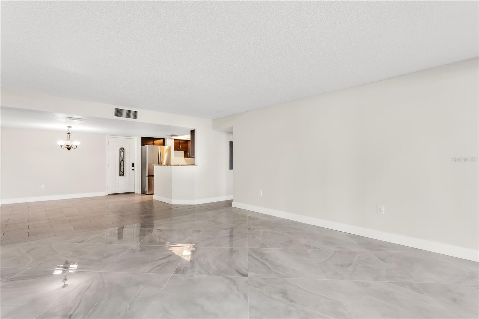 450 TREASURE ISLAND CSWY #104, TREASURE ISLAND, FL, 33706