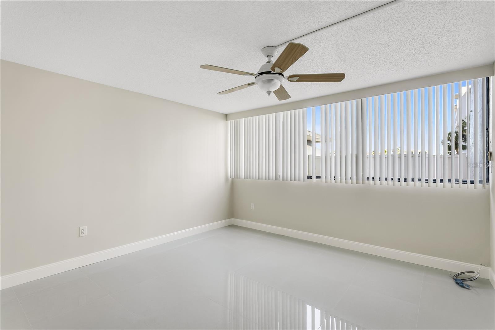 450 TREASURE ISLAND CSWY #104, TREASURE ISLAND, FL, 33706