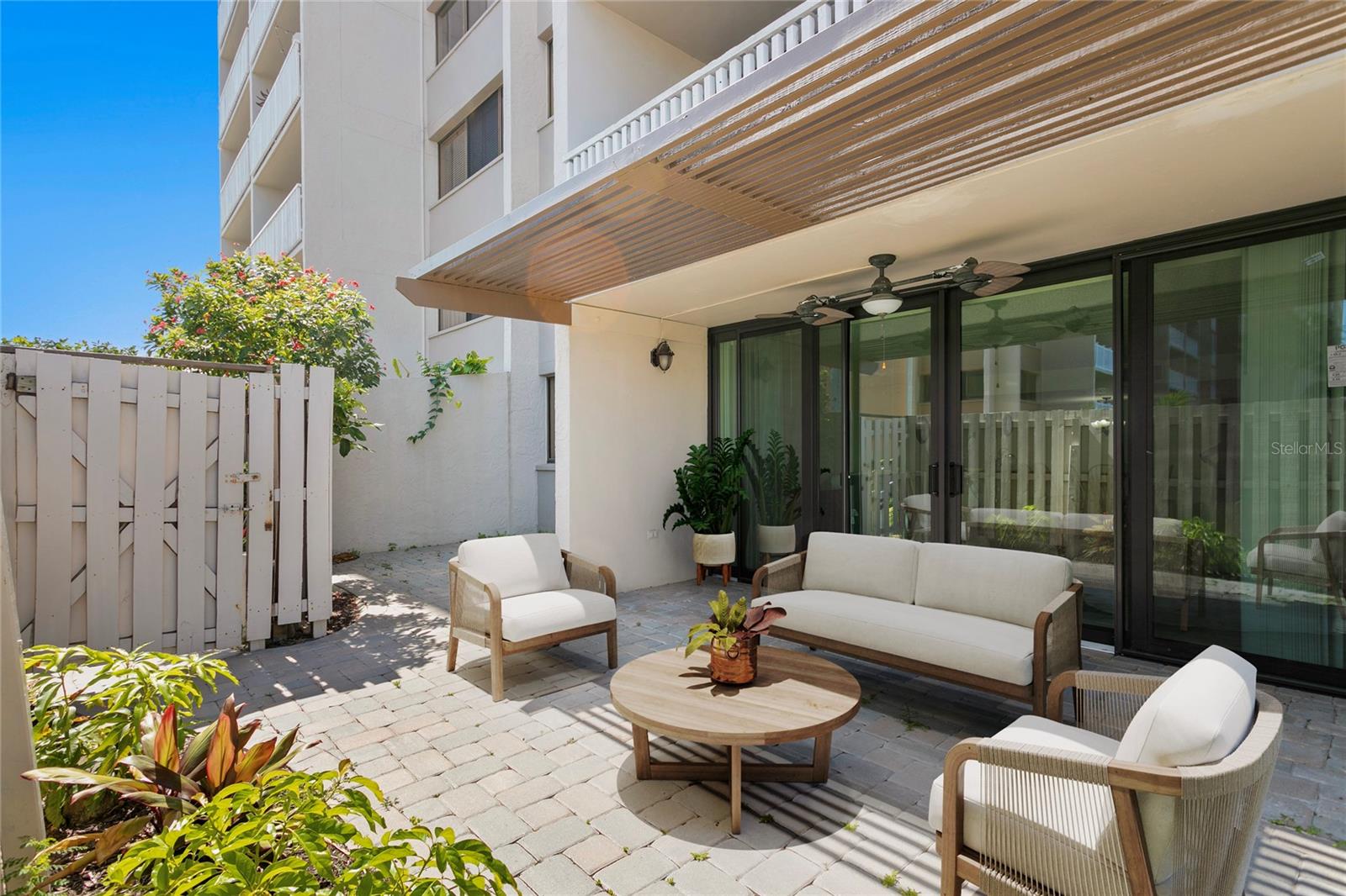 450 TREASURE ISLAND CSWY #104, TREASURE ISLAND, FL, 33706