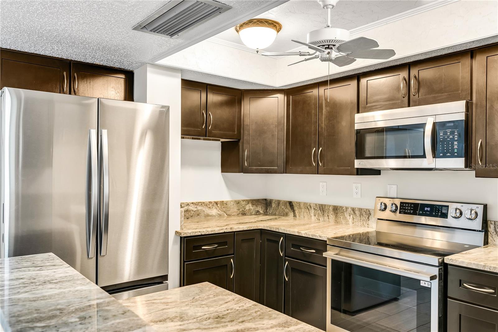 450 TREASURE ISLAND CSWY #104, TREASURE ISLAND, FL, 33706