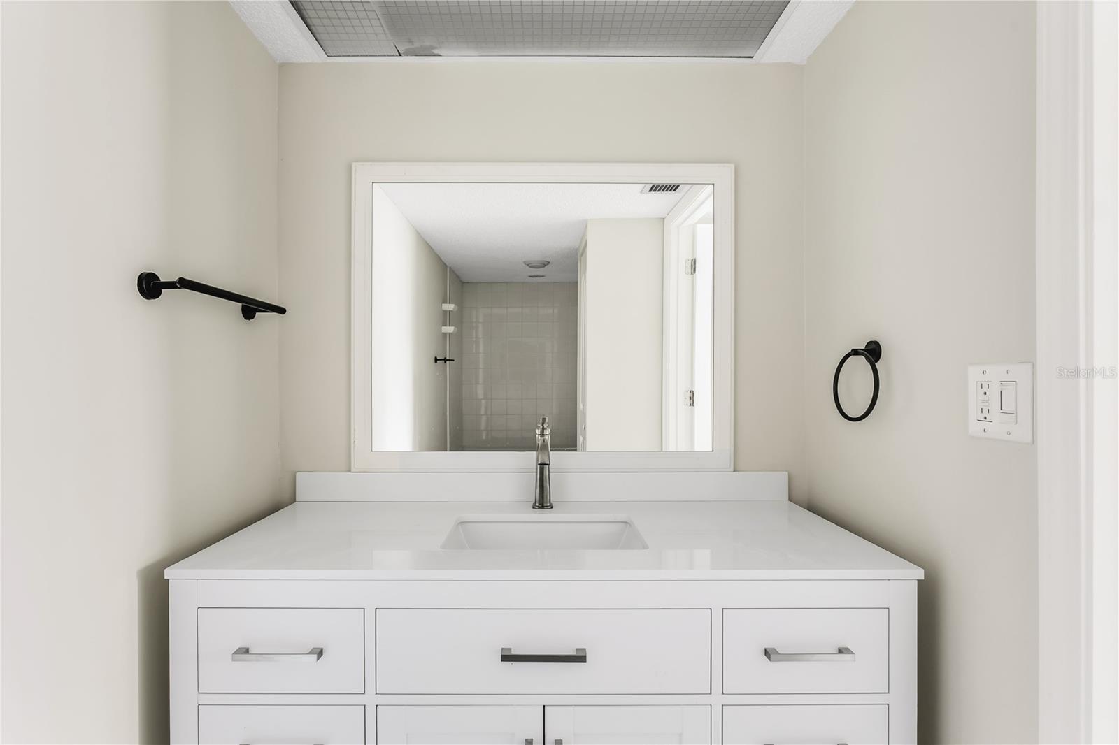 450 TREASURE ISLAND CSWY #104, TREASURE ISLAND, FL, 33706