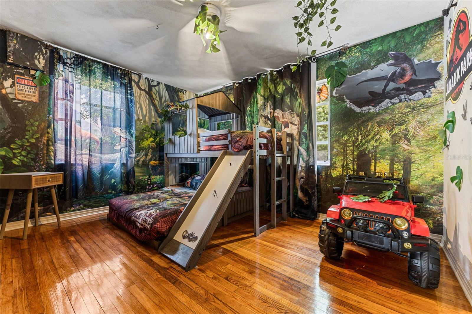 13 E MAGNOLIA ST, DAVENPORT, FL, 33837