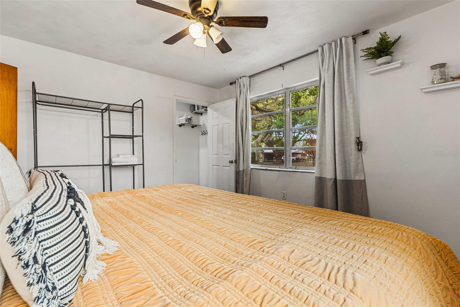 13 E MAGNOLIA ST, DAVENPORT, FL, 33837