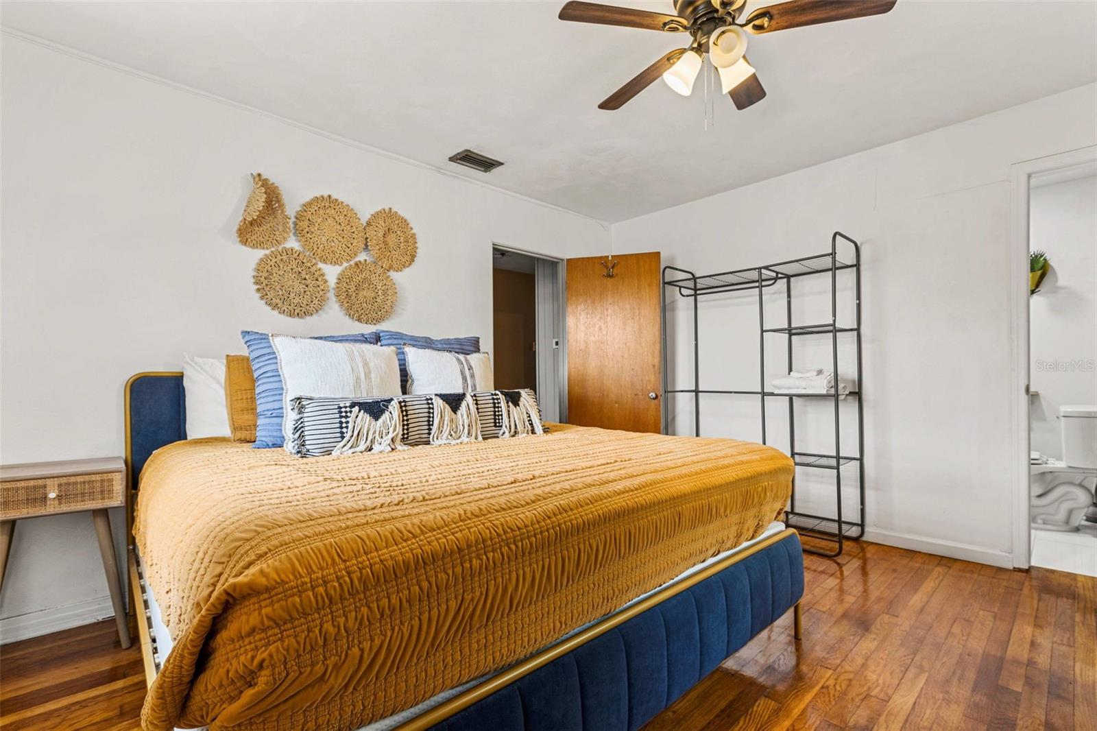 13 E MAGNOLIA ST, DAVENPORT, FL, 33837