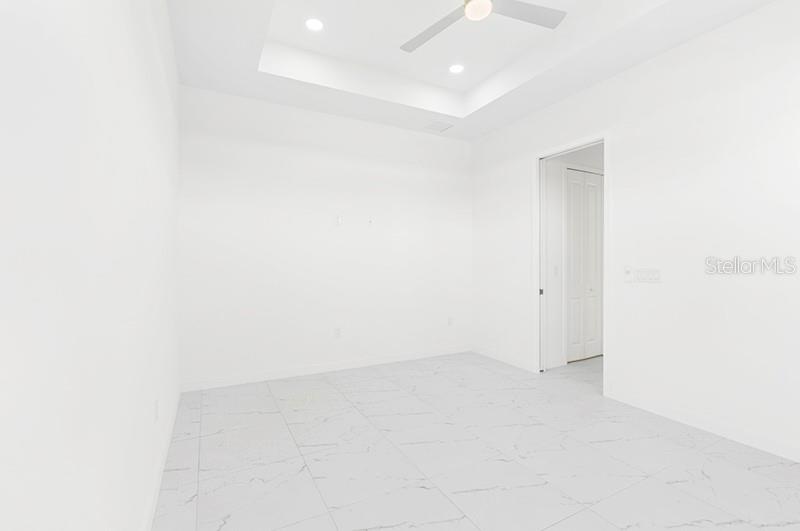 3927 NW 38TH ST, CAPE CORAL, FL, 33993