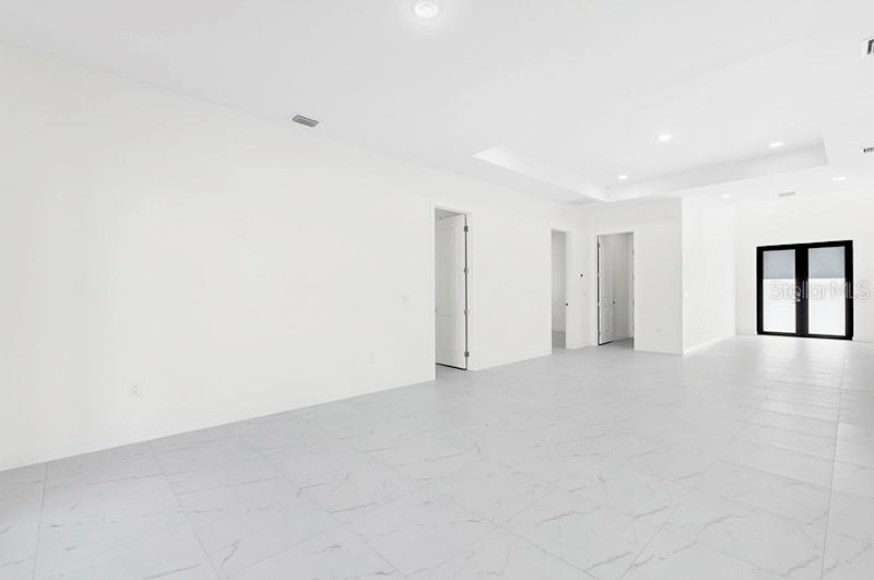 3927 NW 38TH ST, CAPE CORAL, FL, 33993