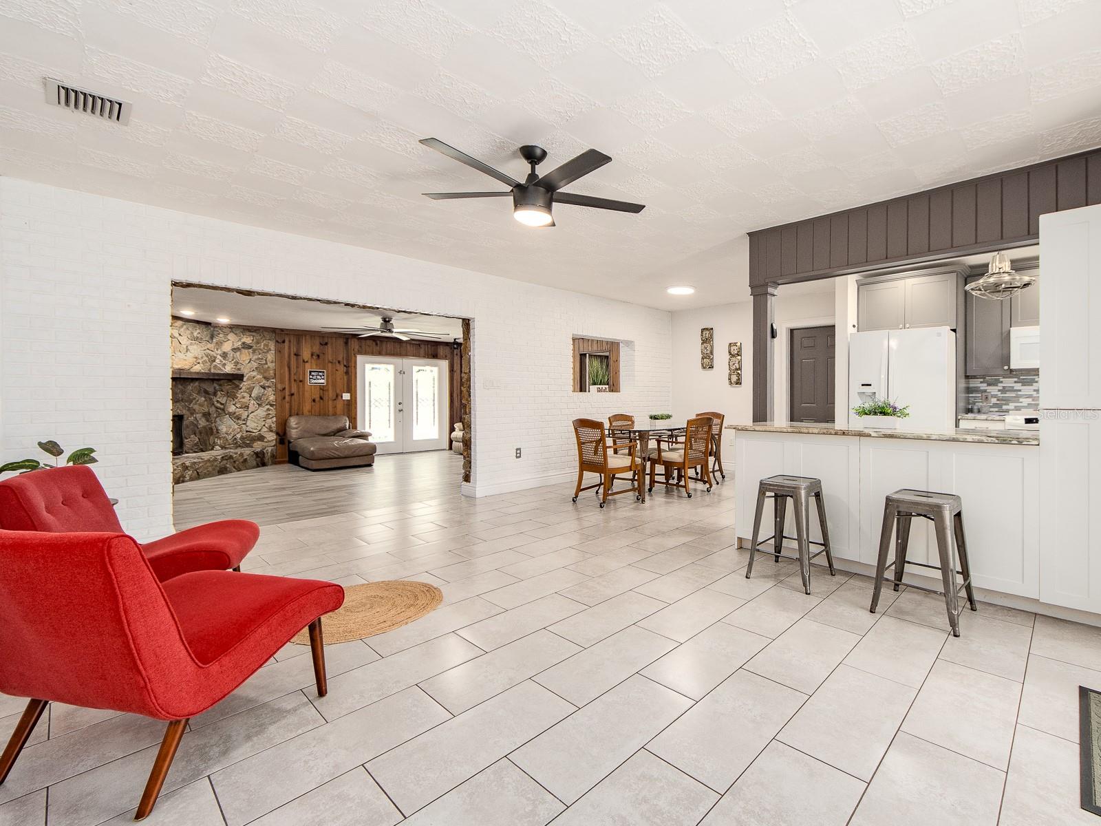 2154 N HERCULES AVE, CLEARWATER, FL, 33763