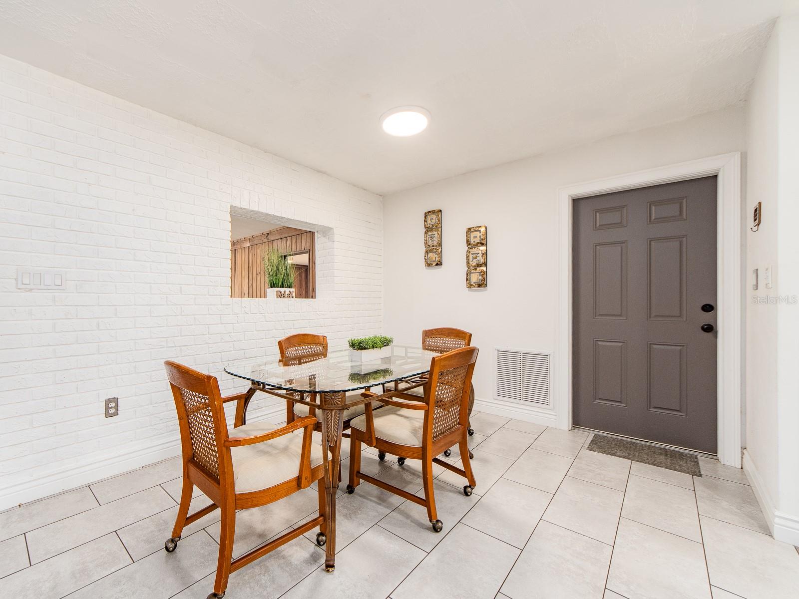 2154 N HERCULES AVE, CLEARWATER, FL, 33763