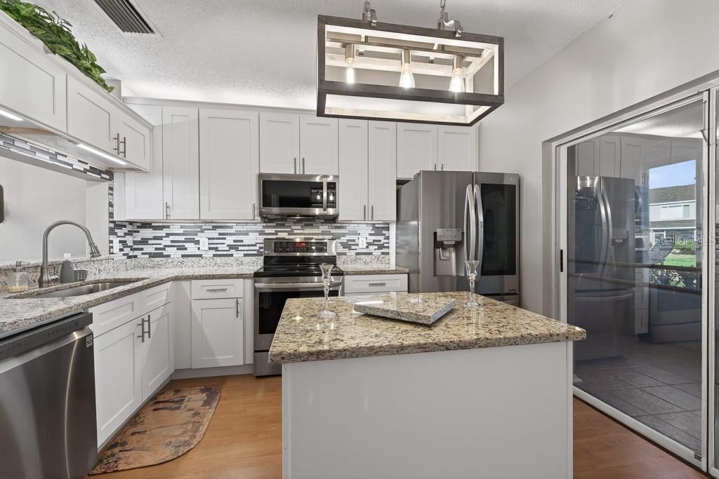 6353 BAYSIDE KEY DR, TAMPA, FL, 33615