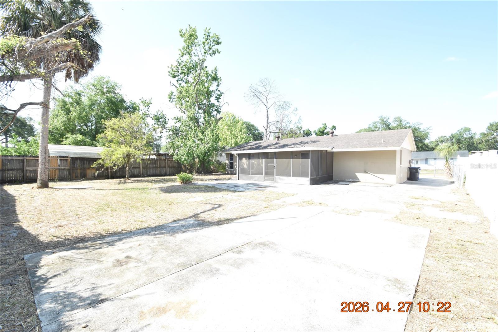 3667 SUGARCREEK DR, TAMPA, FL, 33619