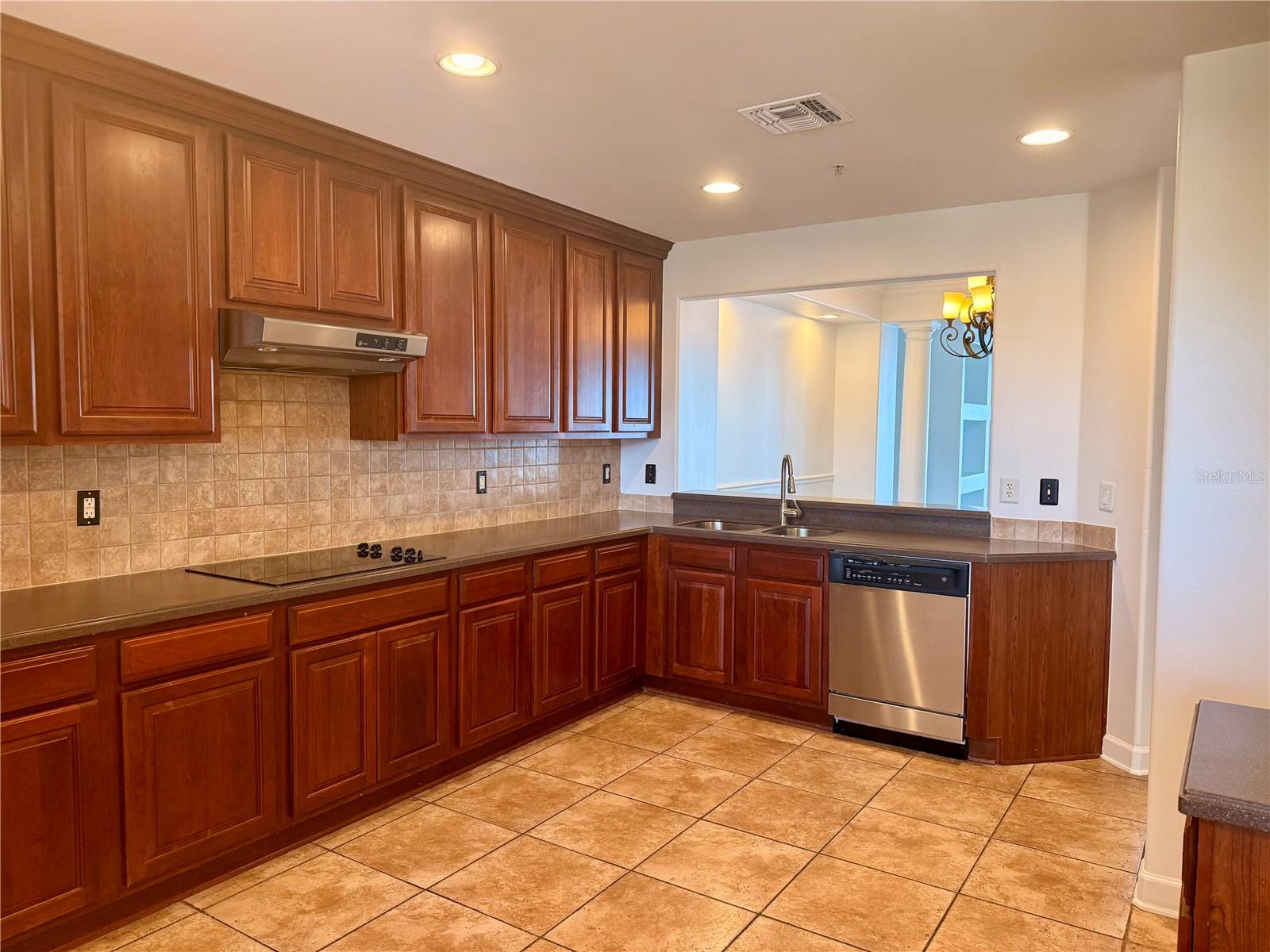 8767 THE ESPLANADE #39, ORLANDO, FL, 32836