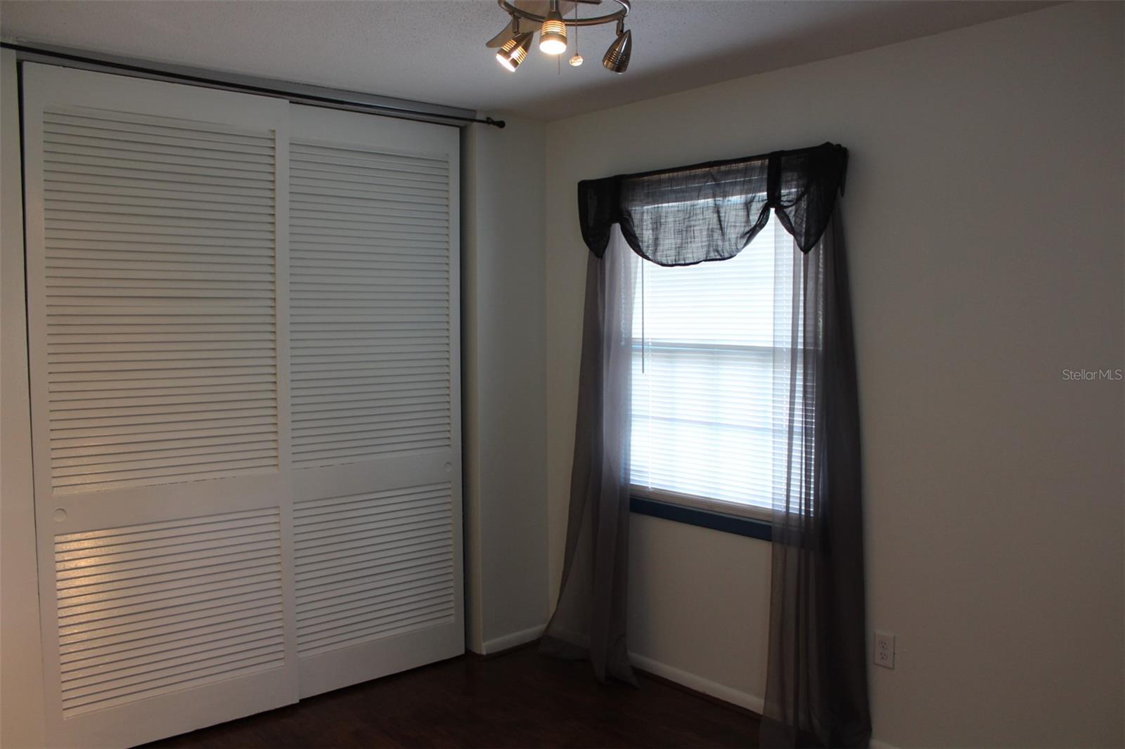 102 AMIGOS RD, DEBARY, FL, 32713