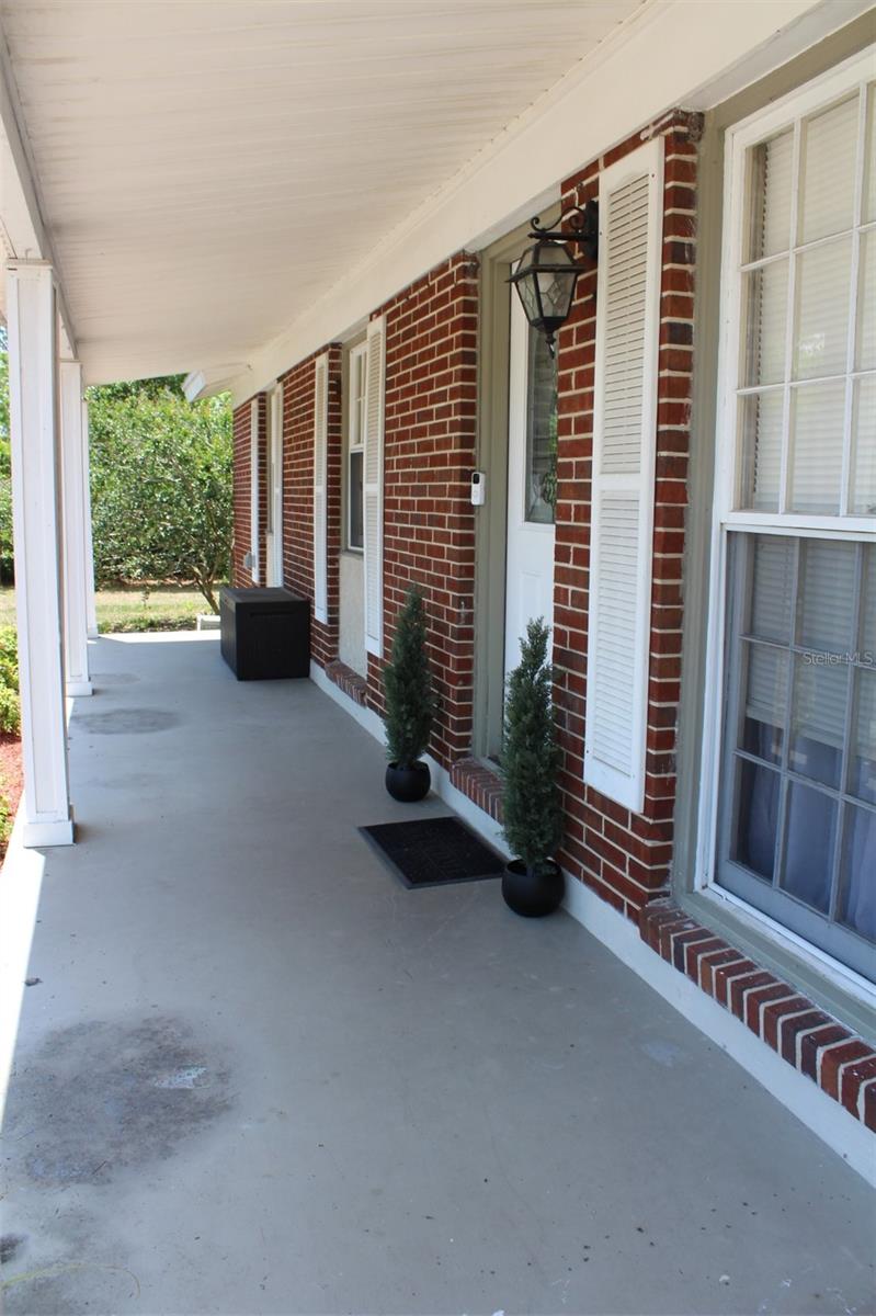 102 AMIGOS RD, DEBARY, FL, 32713