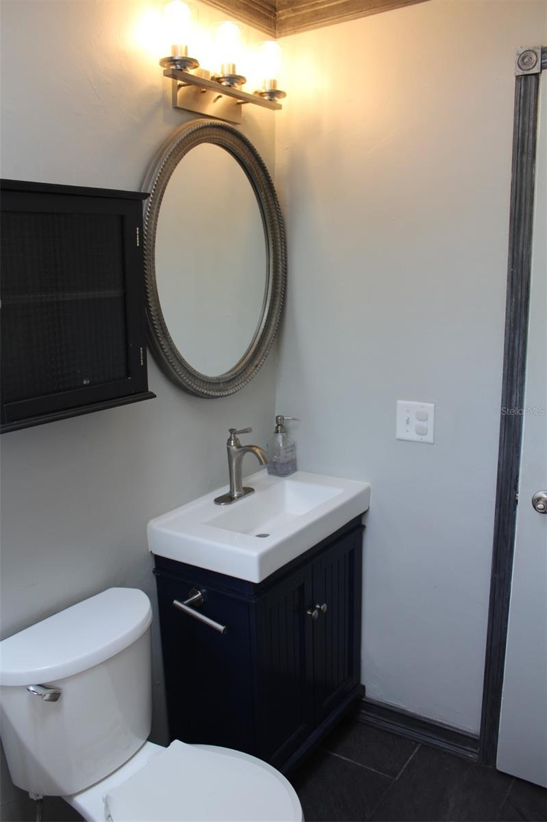 102 AMIGOS RD, DEBARY, FL, 32713