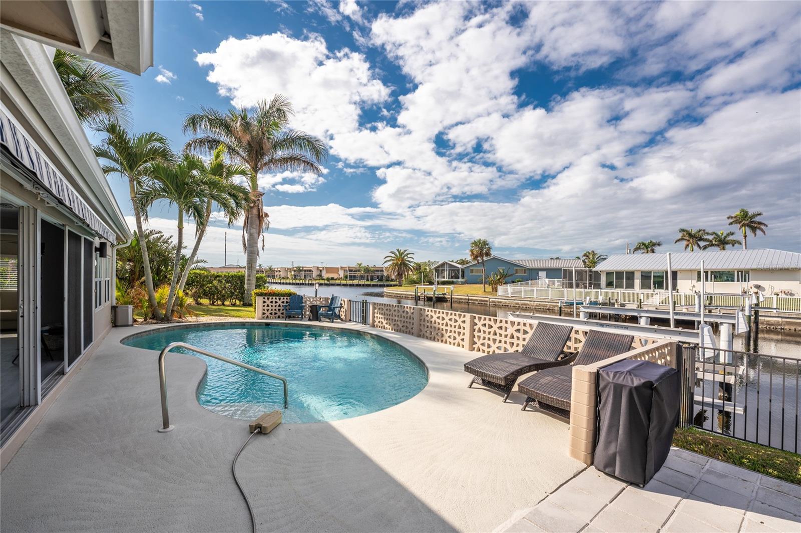951 LASSINO CT, PUNTA GORDA, FL, 33950