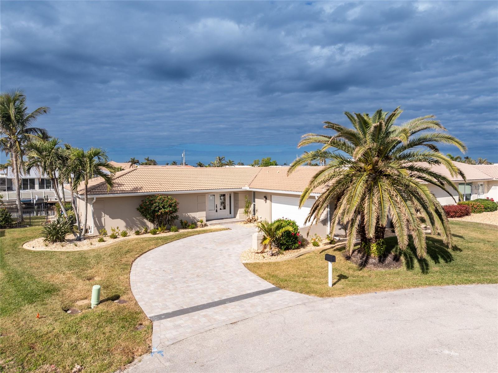 951 LASSINO CT, PUNTA GORDA, FL, 33950