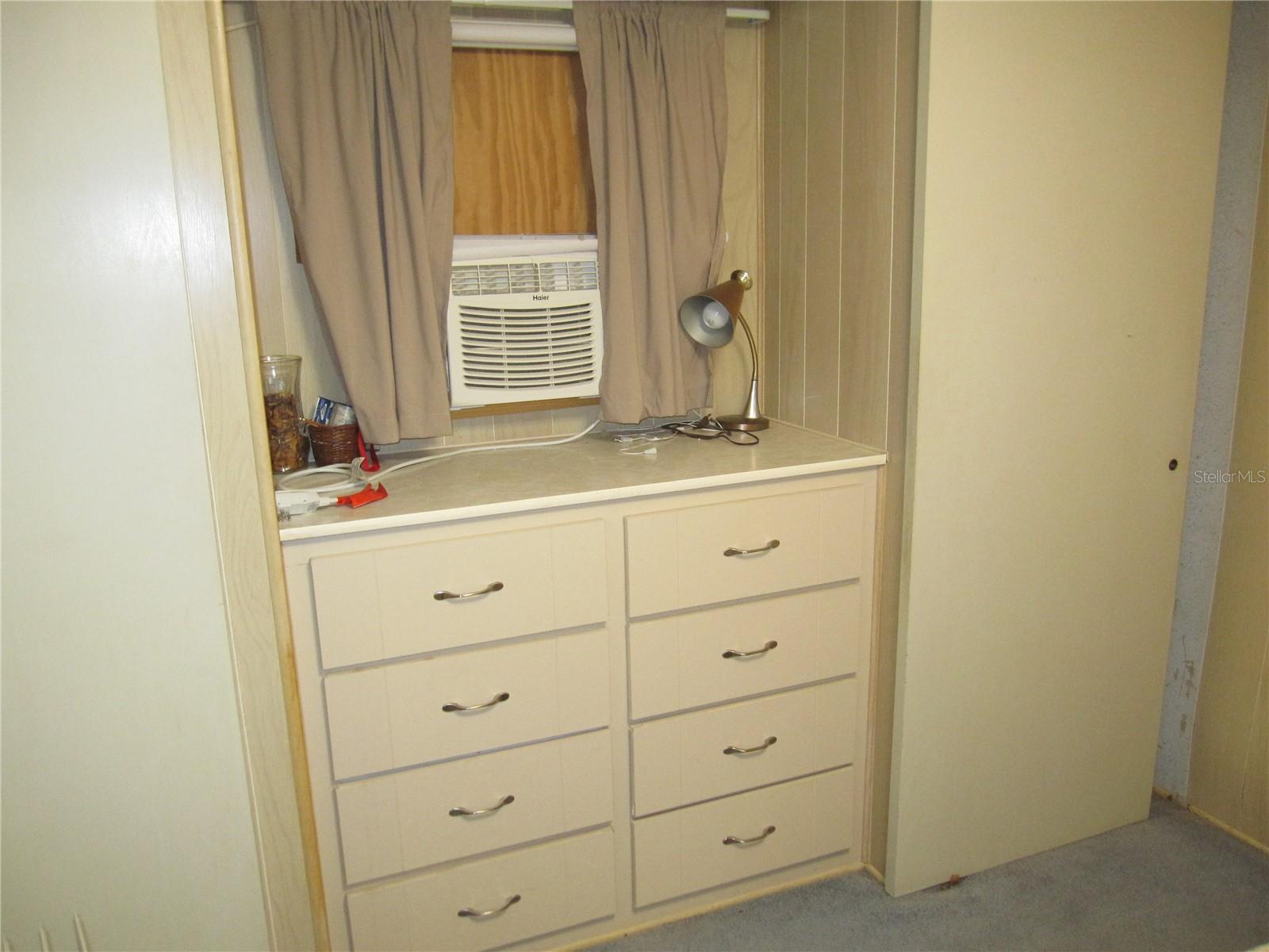 39015 HILLCREST DR, ZEPHYRHILLS, FL, 33542