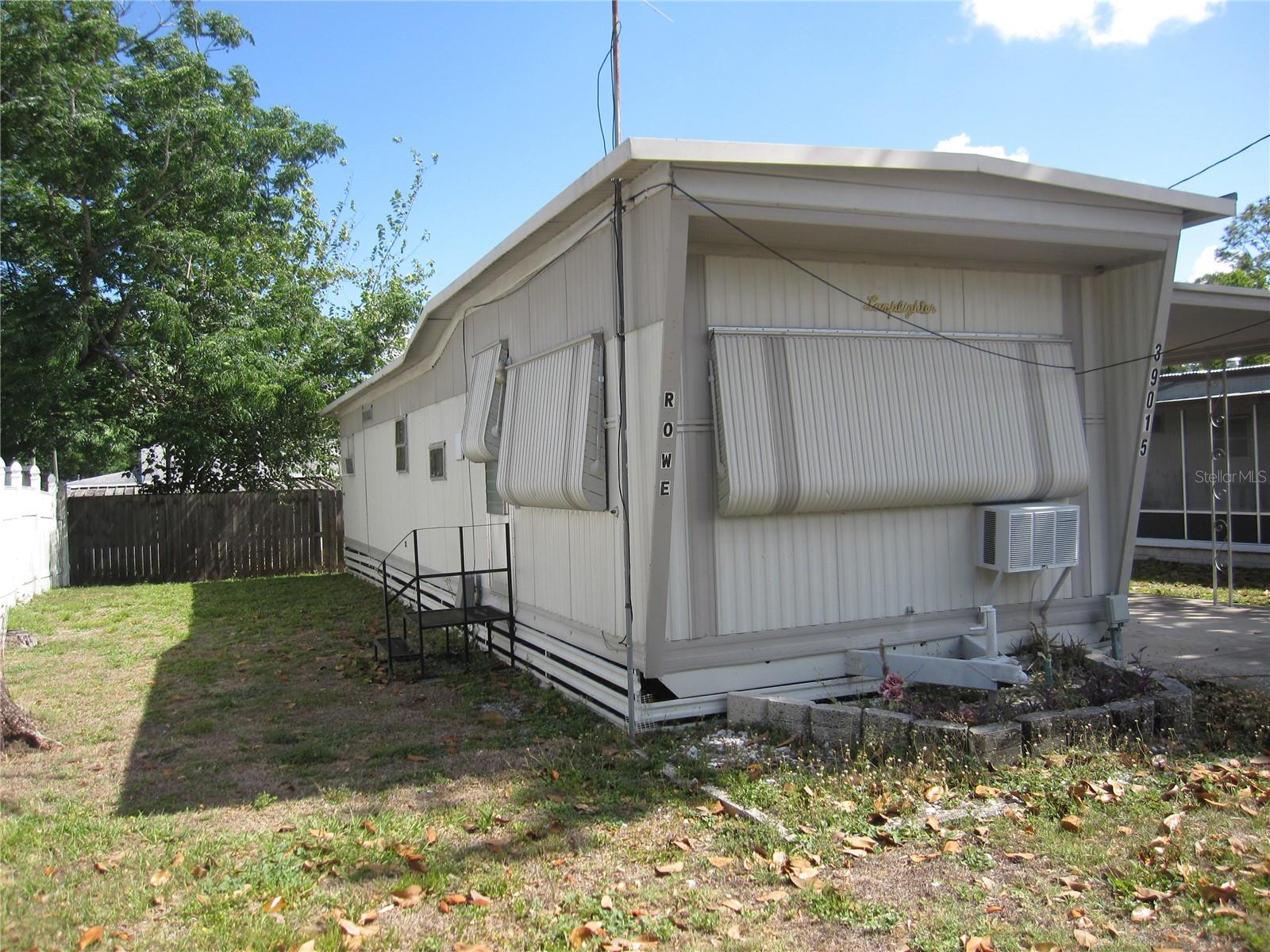 39015 HILLCREST DR, ZEPHYRHILLS, FL, 33542