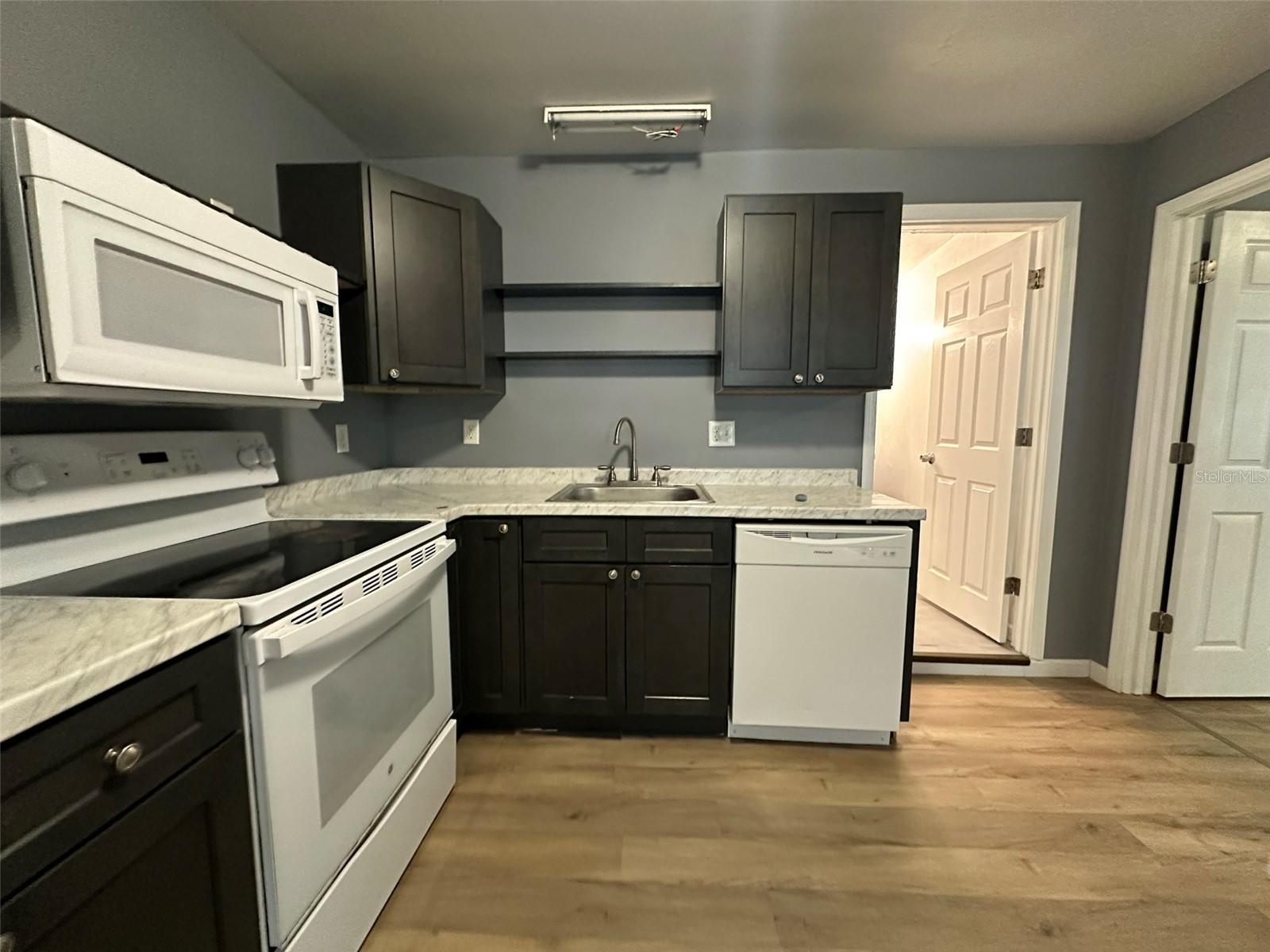 655 NE WALDO RD, GAINESVILLE, FL, 32641