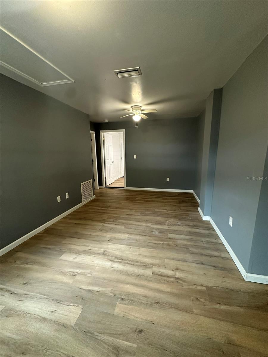 655 NE WALDO RD, GAINESVILLE, FL, 32641