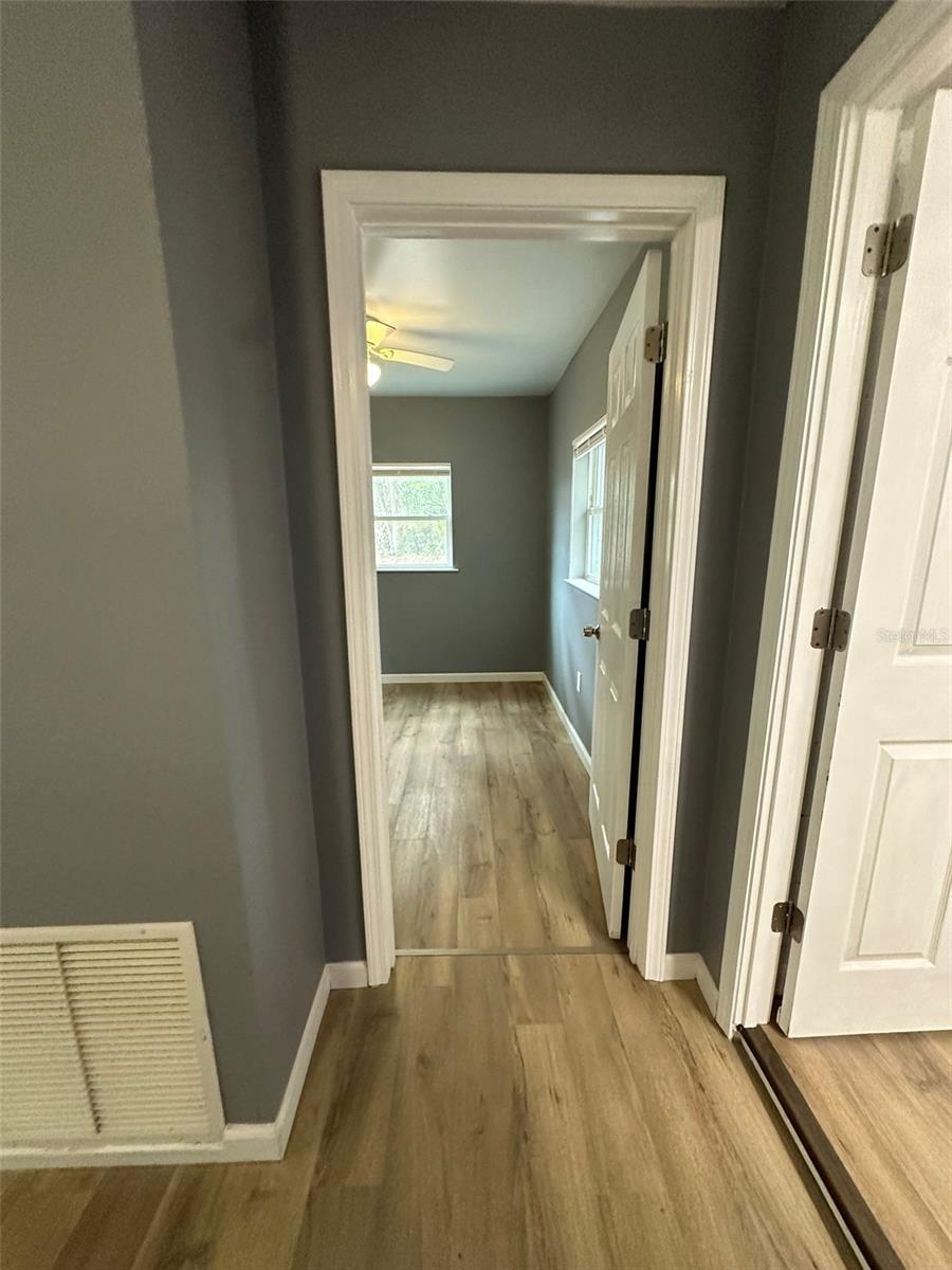 655 NE WALDO RD, GAINESVILLE, FL, 32641