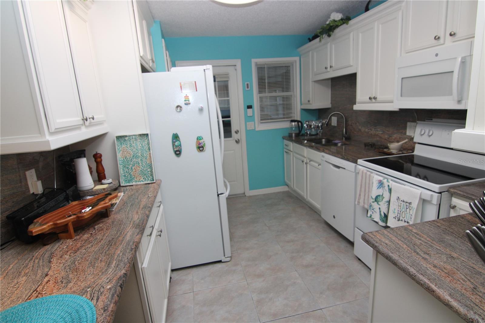 1207 LAKEHOUSE CT #1207, SUN CITY CENTER, FL, 33573