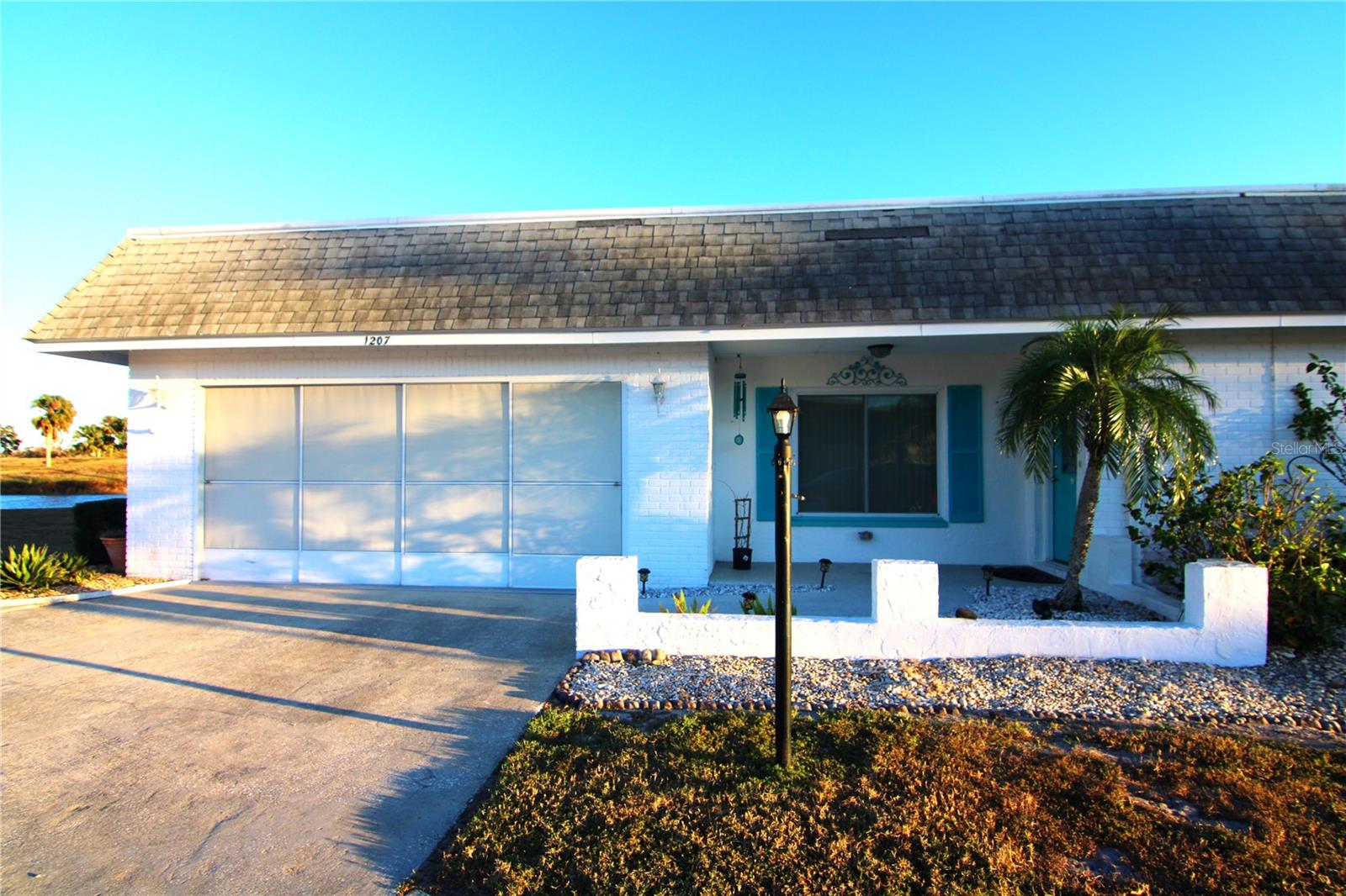 1207 LAKEHOUSE CT #1207, SUN CITY CENTER, FL, 33573