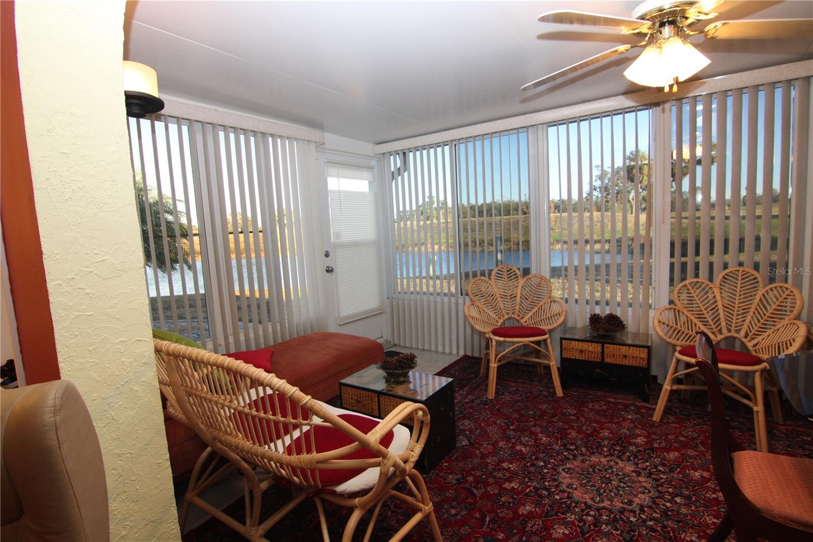 1207 LAKEHOUSE CT #1207, SUN CITY CENTER, FL, 33573