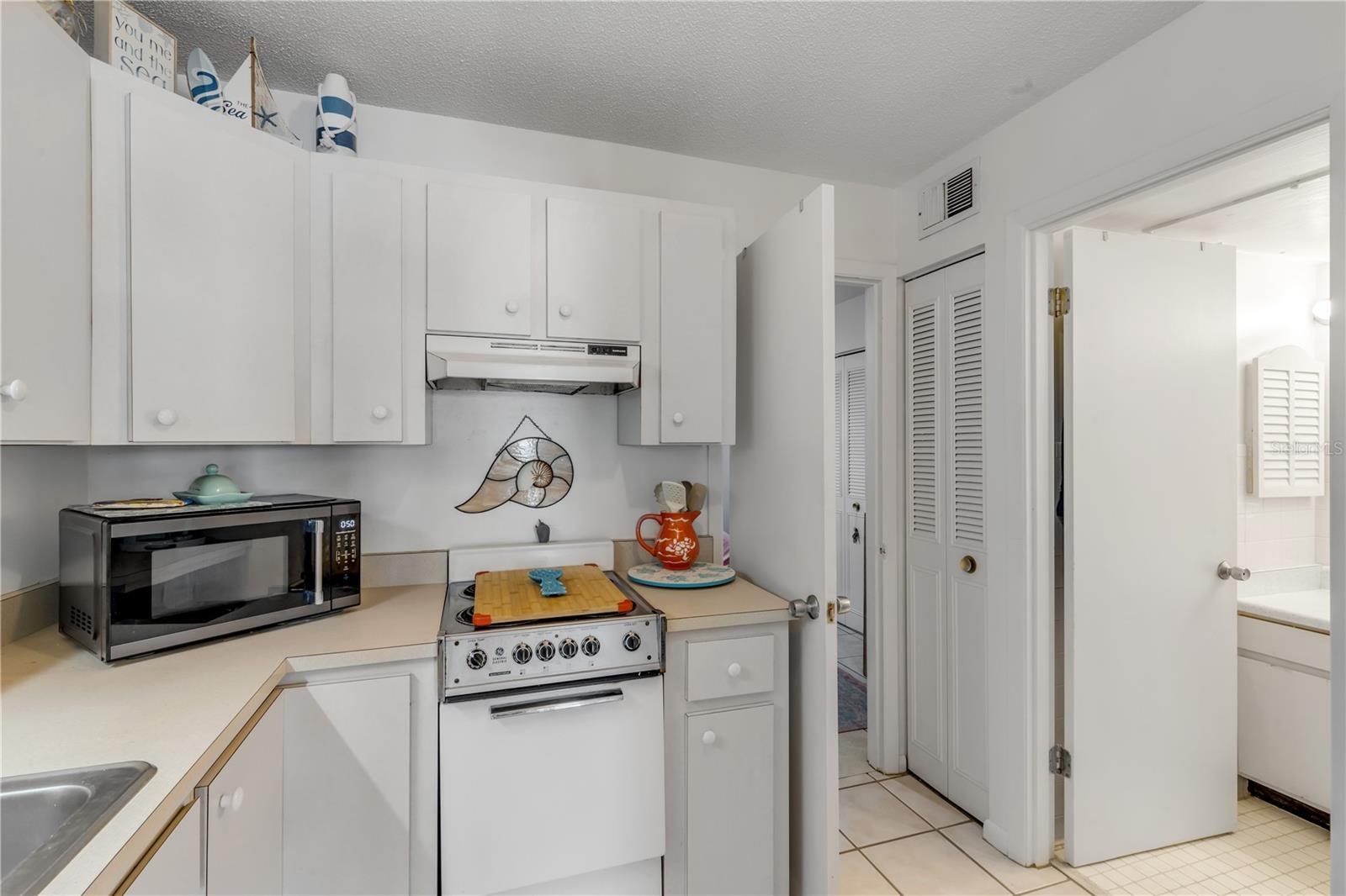 541 S PENINSULA AVE #A19, NEW SMYRNA BEACH, FL, 32169