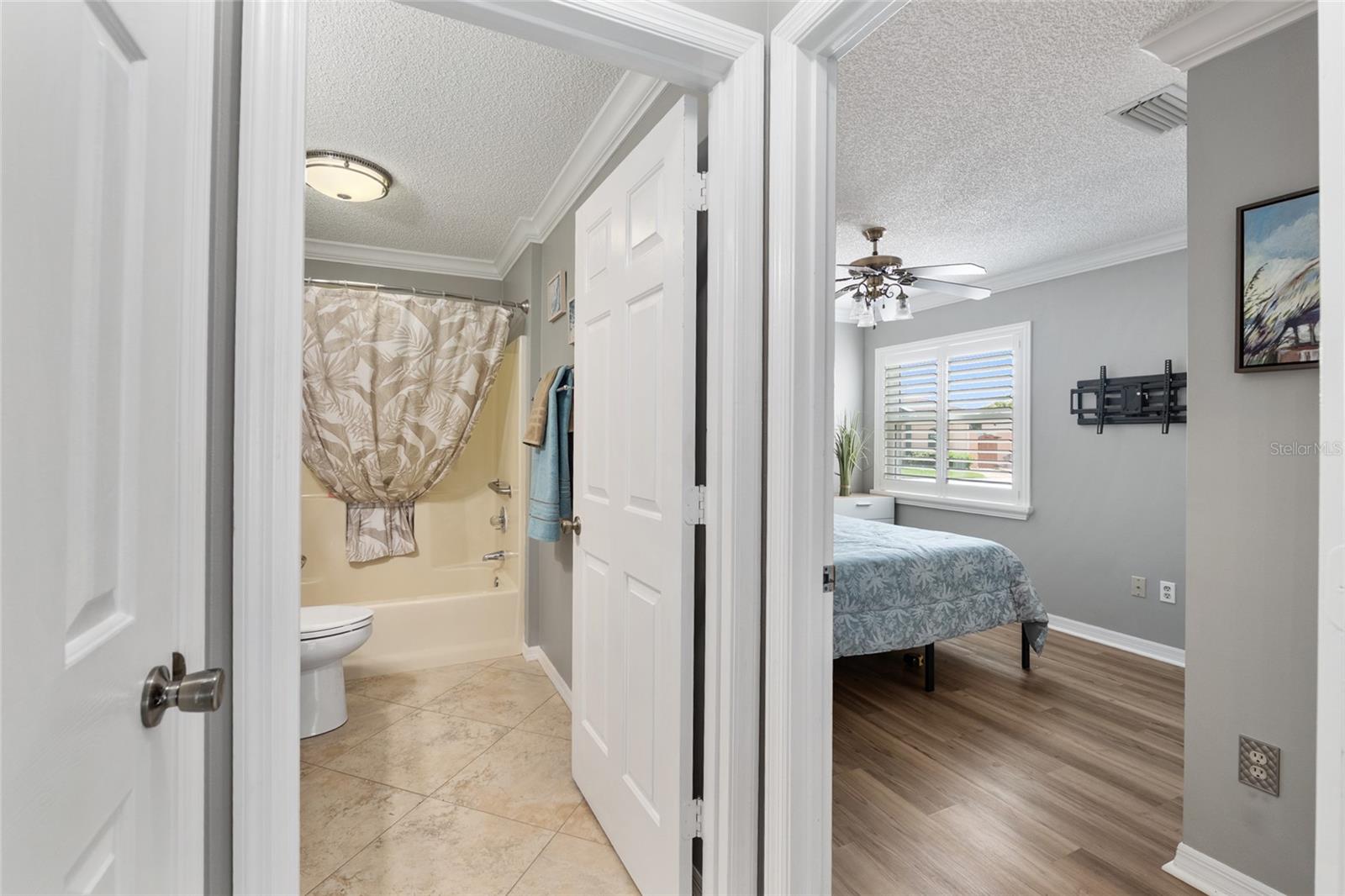 963 AVALON AVE, THE VILLAGES, FL, 32159