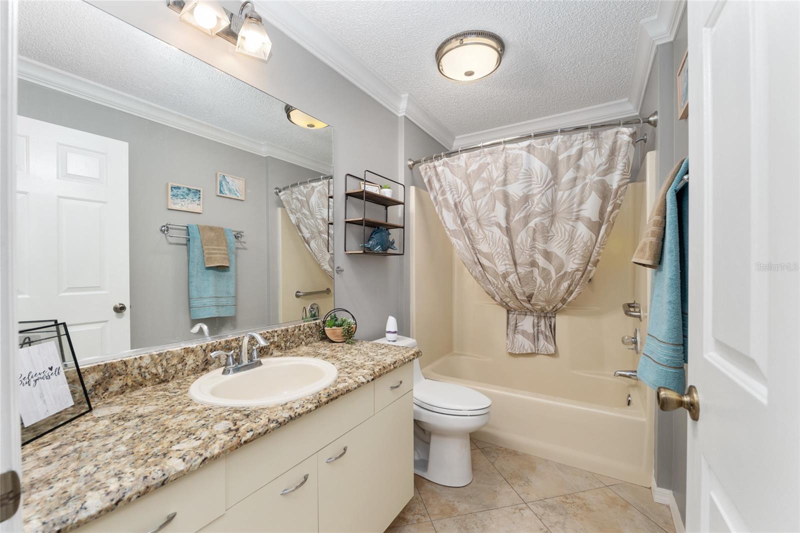 963 AVALON AVE, THE VILLAGES, FL, 32159