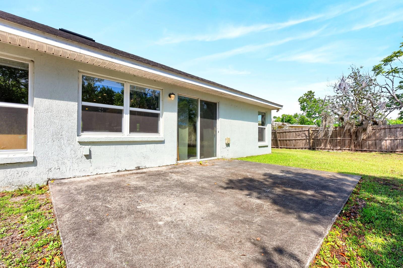 1031 MONTEREY DR, DELTONA, FL, 32725