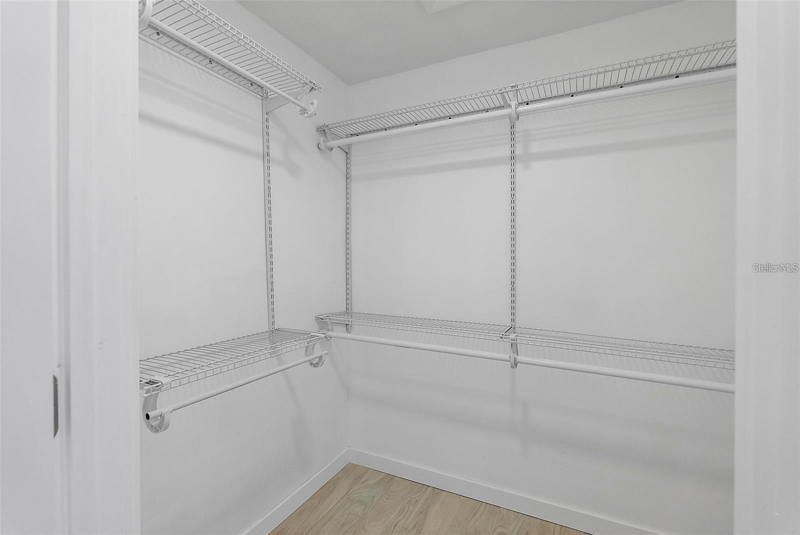 1984 KANSAS AVE NE, ST PETERSBURG, FL, 33703