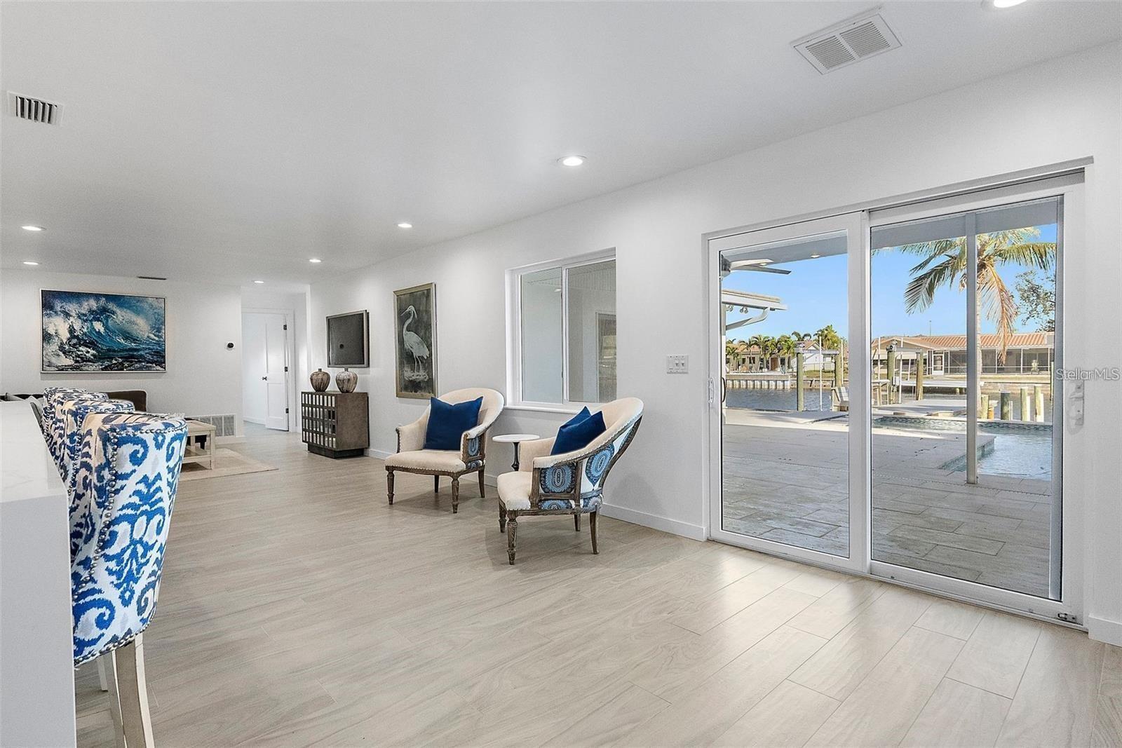 1984 KANSAS AVE NE, ST PETERSBURG, FL, 33703