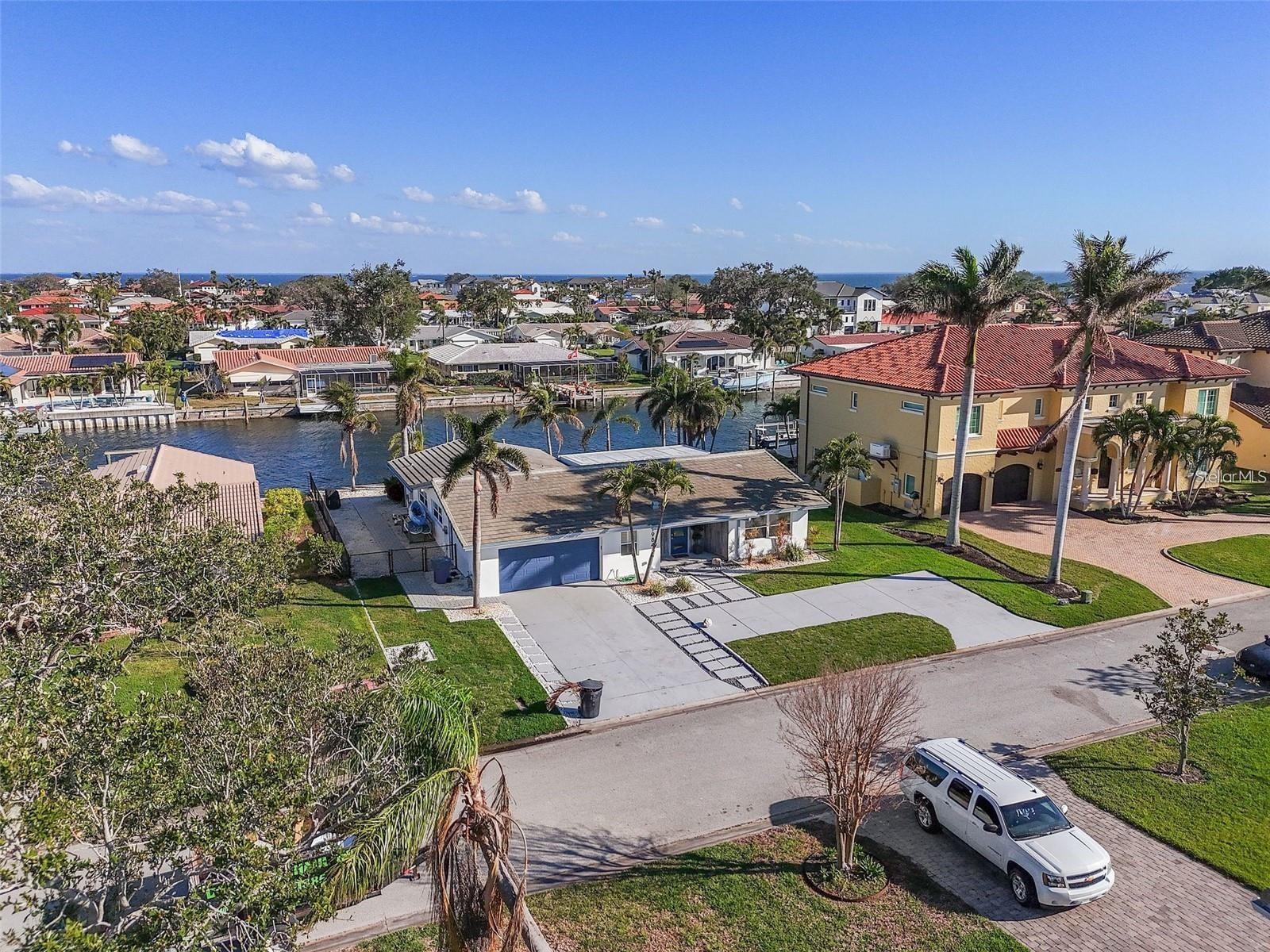 1984 KANSAS AVE NE, ST PETERSBURG, FL, 33703