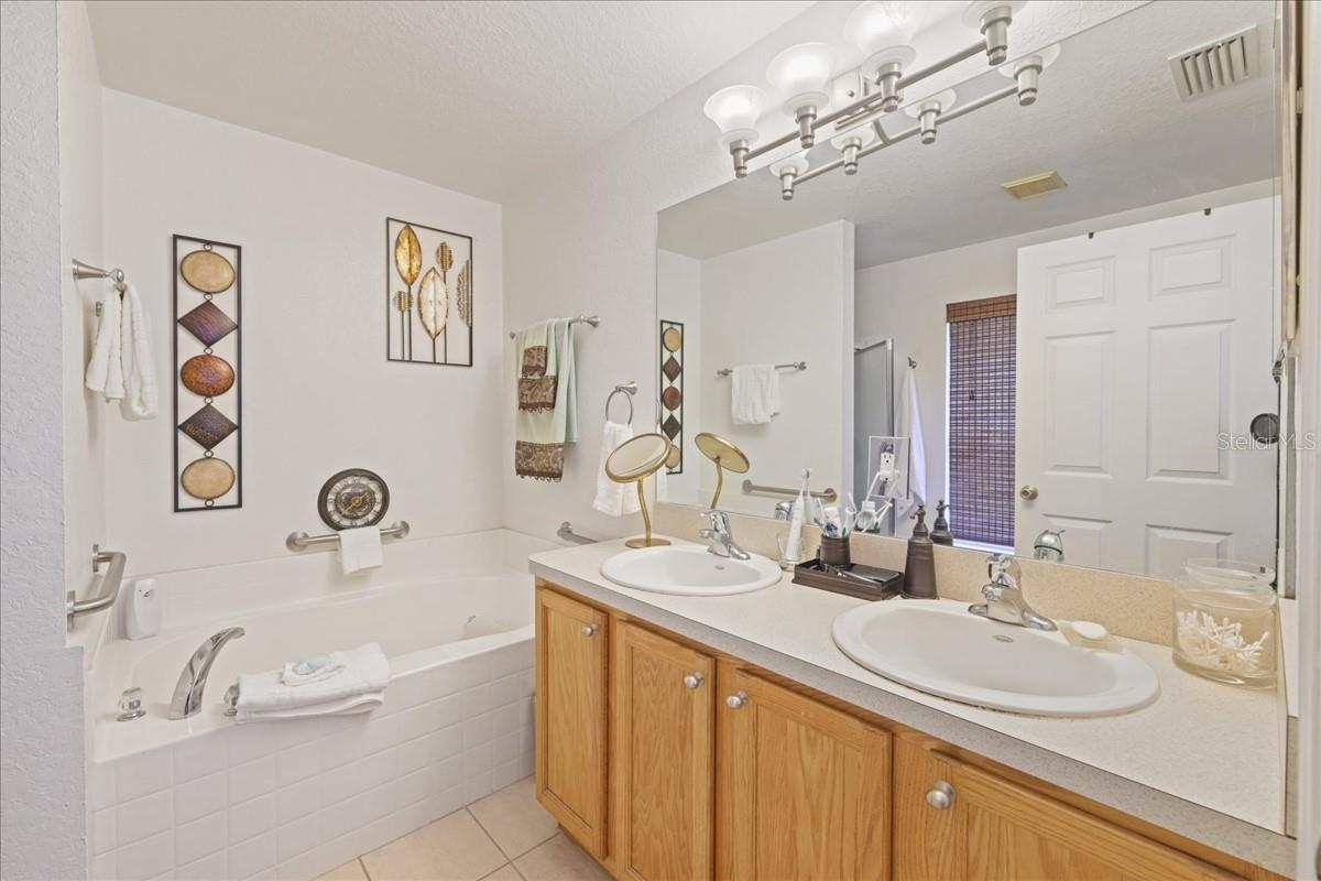 3322 HAMPTON ST, PORT CHARLOTTE, FL, 33948