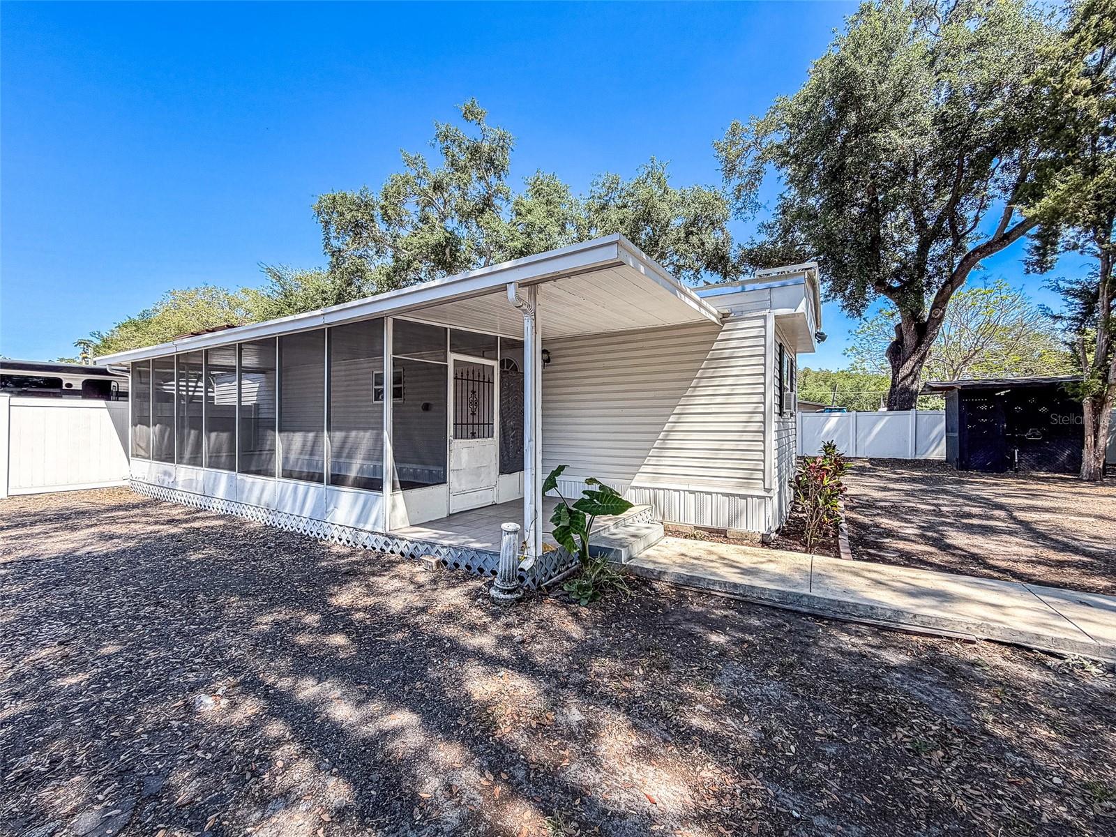 5807 BARRY LN, TAMPA, FL, 33634