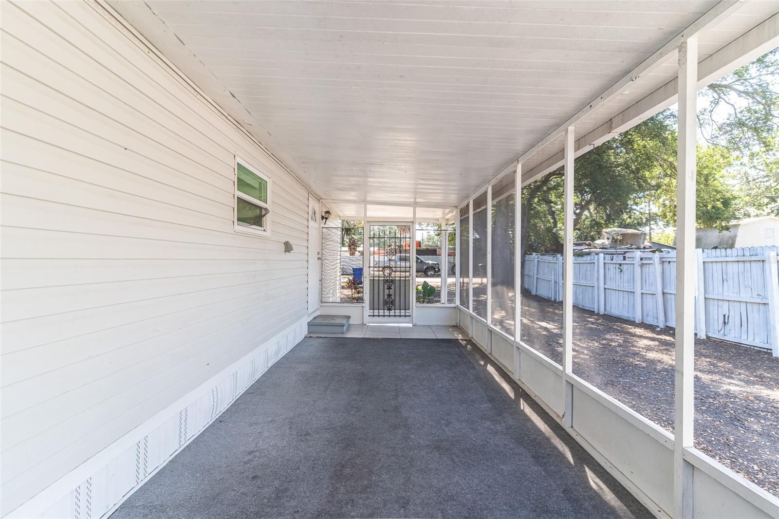 5807 BARRY LN, TAMPA, FL, 33634