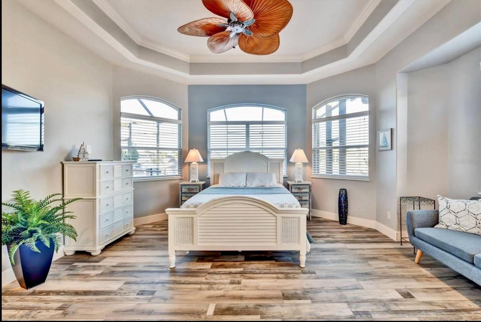 5024 SW 17TH AVENUE, CAPE CORAL, FL, 33914