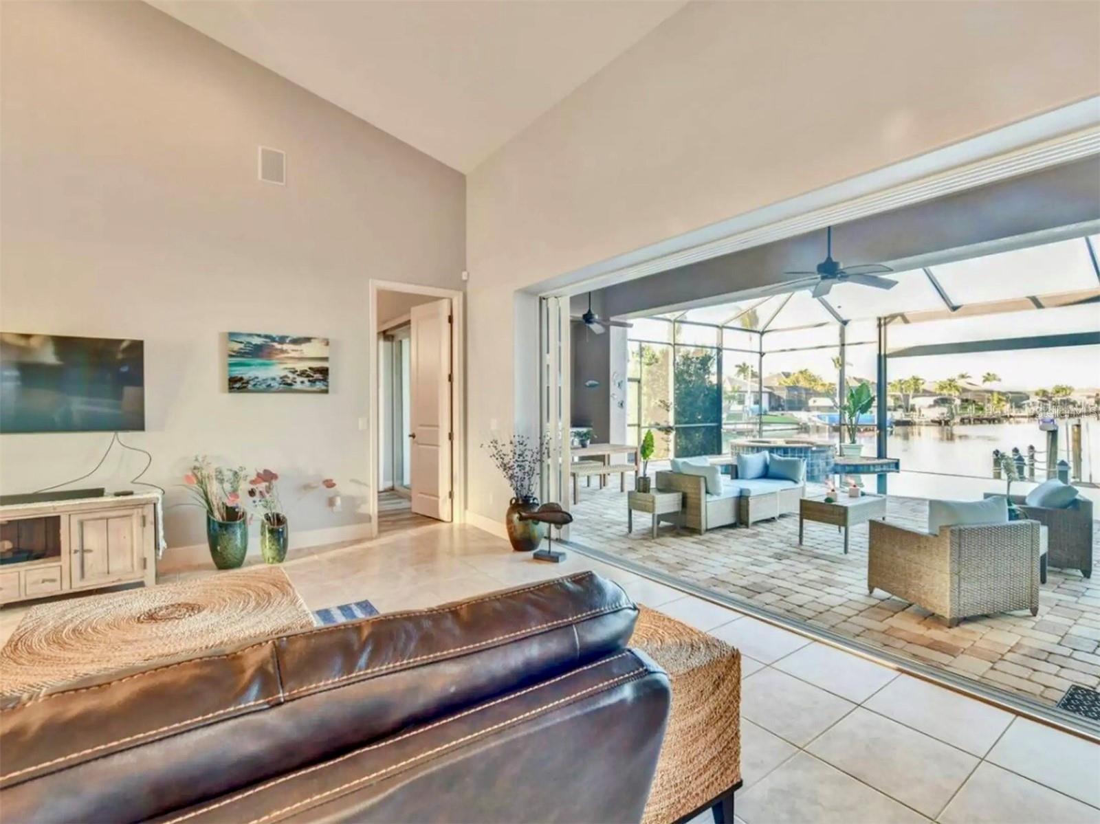 5024 SW 17TH AVENUE, CAPE CORAL, FL, 33914