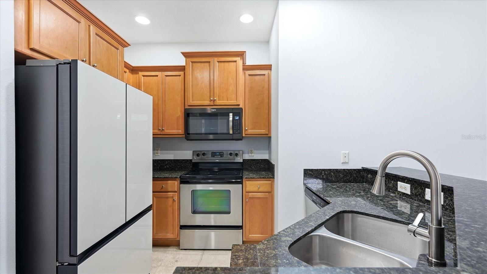 7839 LIMESTONE LN #12-204, SARASOTA, FL, 34233