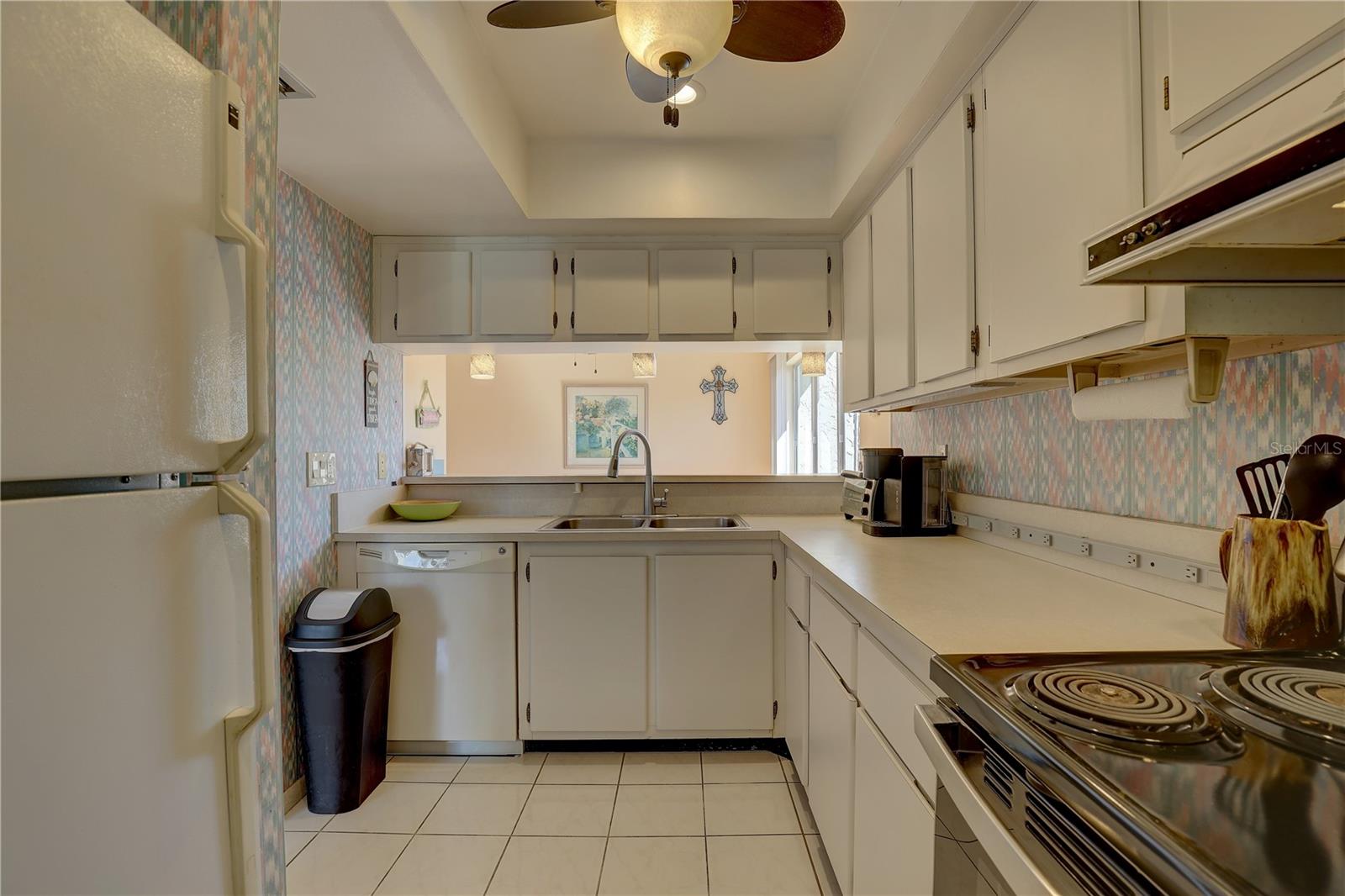 428 WINDRUSH BAY DR #428, TARPON SPRINGS, FL, 34689