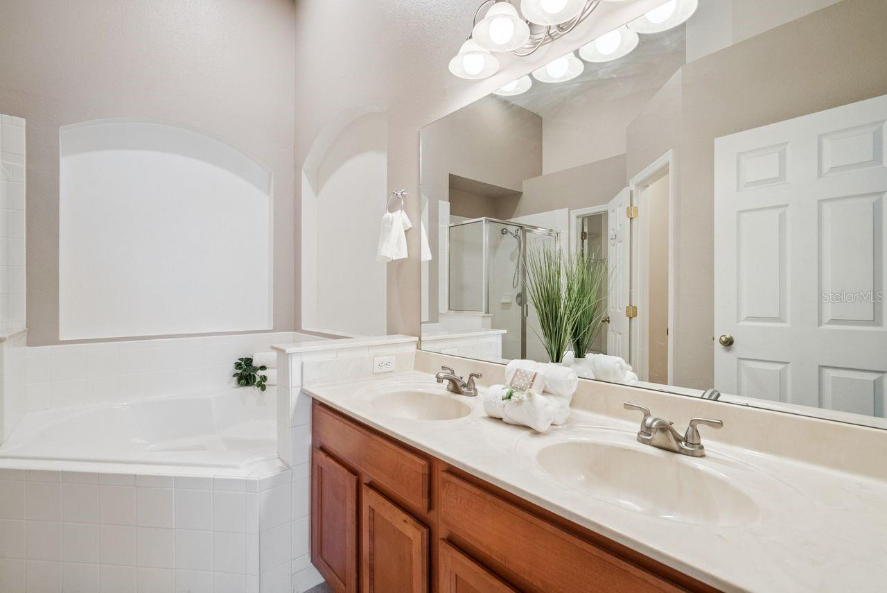 5345 LOS PALMA VISTA DR, ORLANDO, FL, 32837