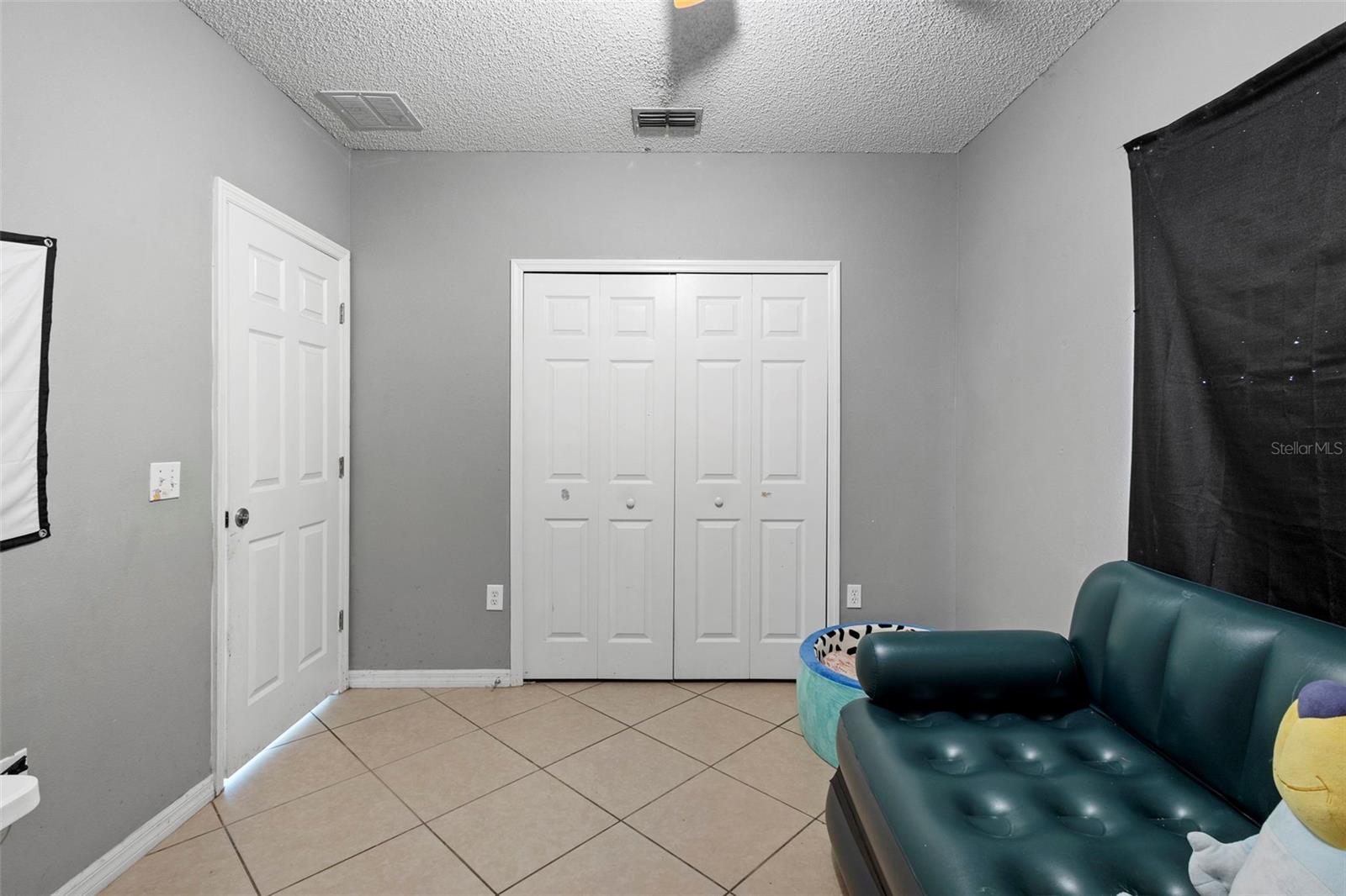 1040 CANNOCK DR, KISSIMMEE, FL, 34758