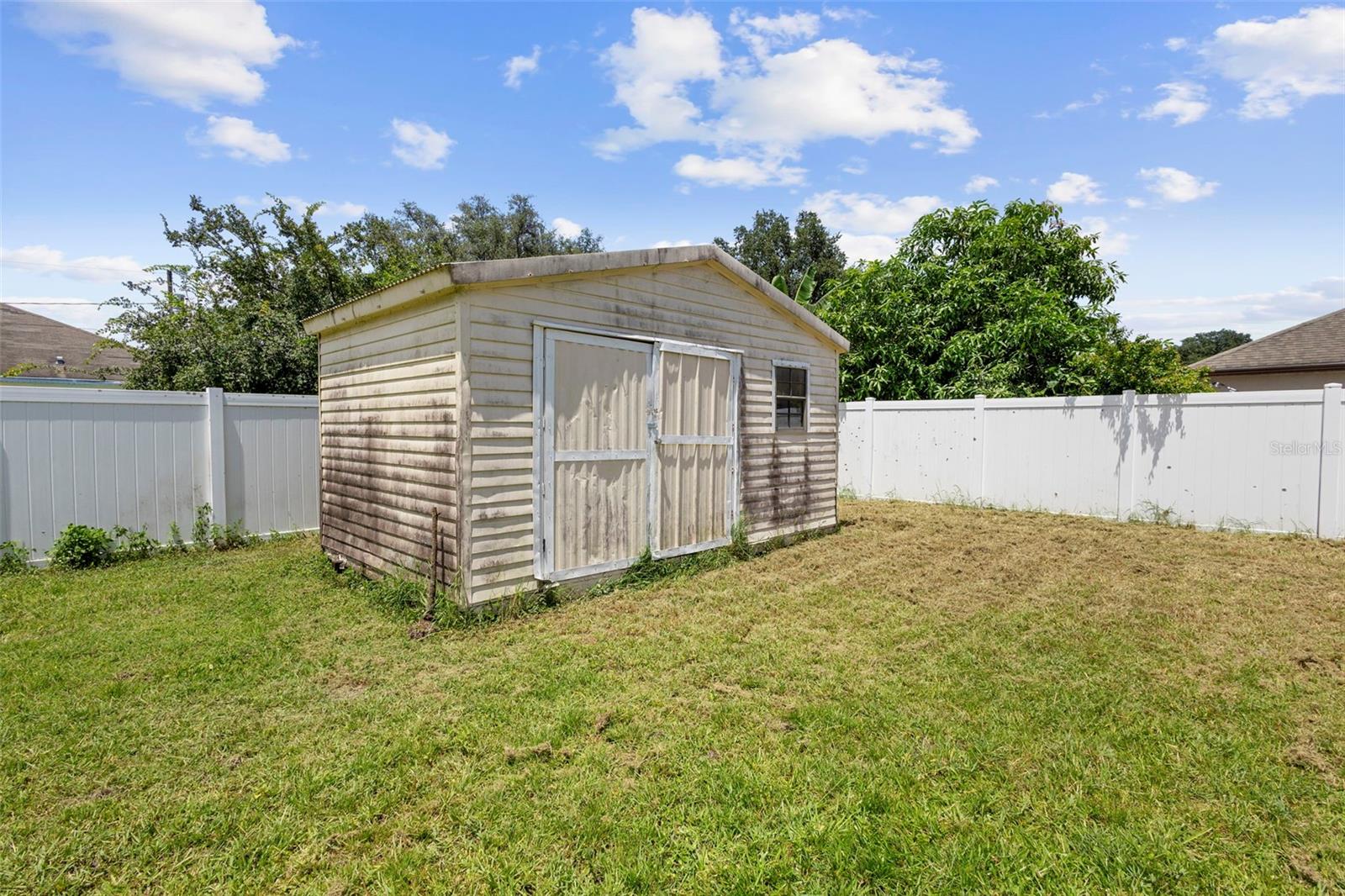 1040 CANNOCK DR, KISSIMMEE, FL, 34758