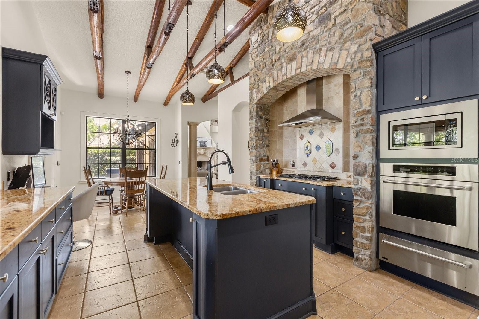 1244 E LAKE COLONY DR, MAITLAND, FL, 32751
