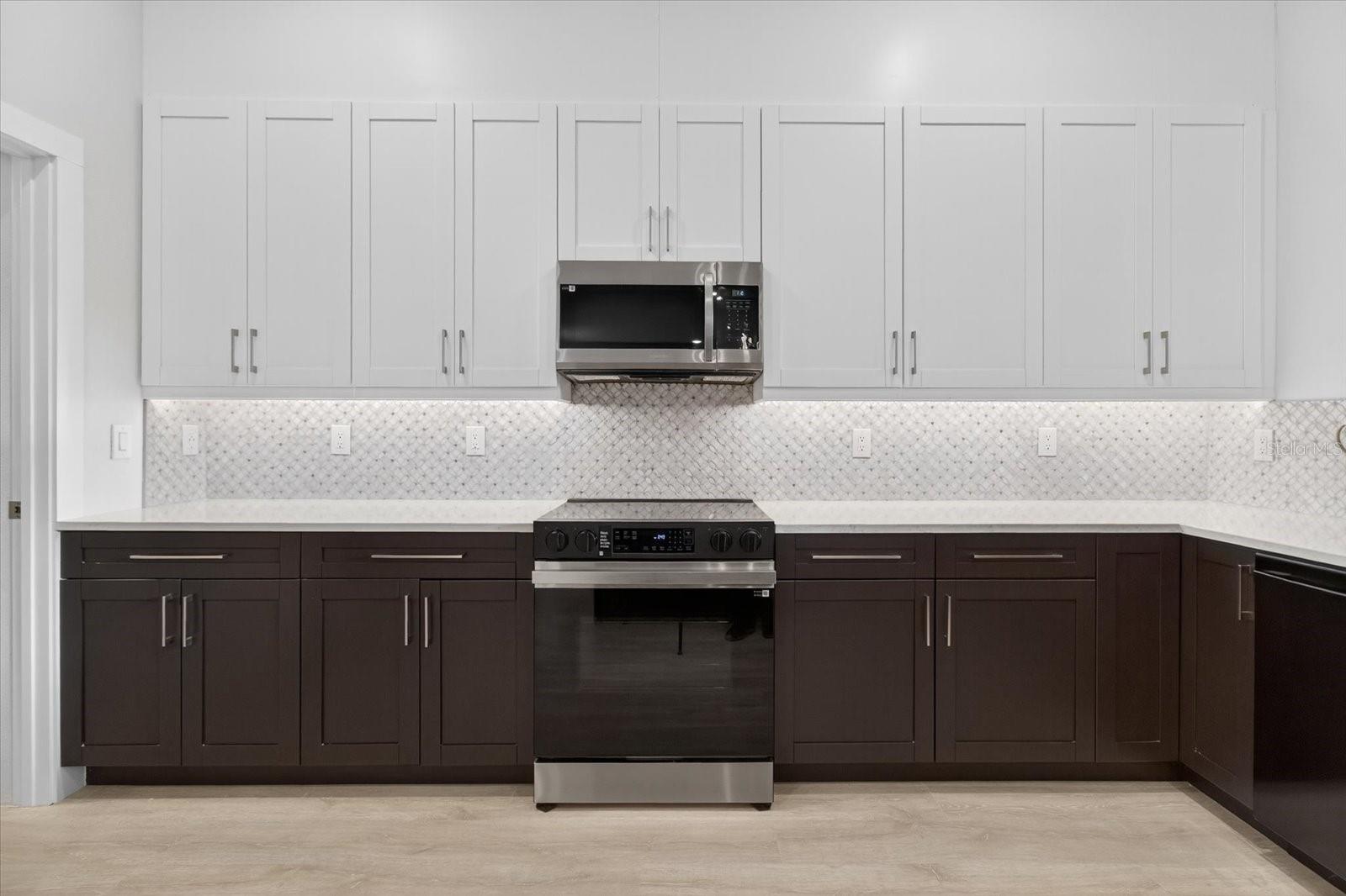 207 ATHENS ST, TARPON SPRINGS, FL, 34689