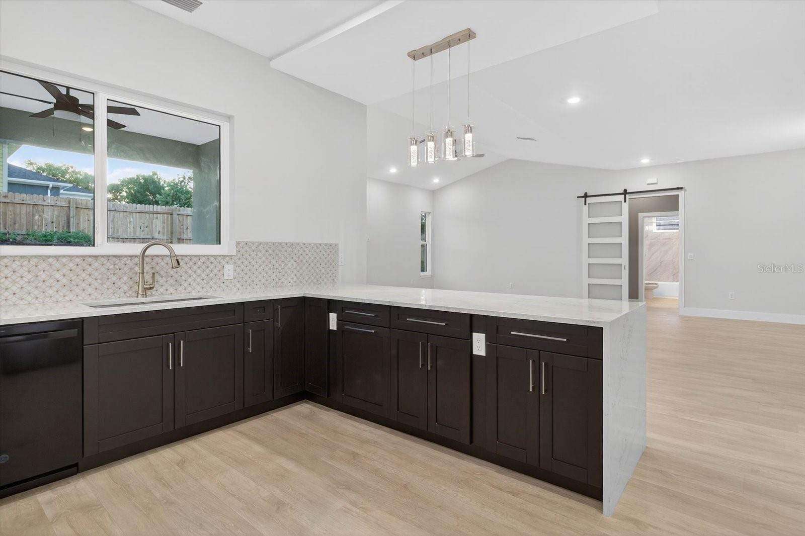 207 ATHENS ST, TARPON SPRINGS, FL, 34689