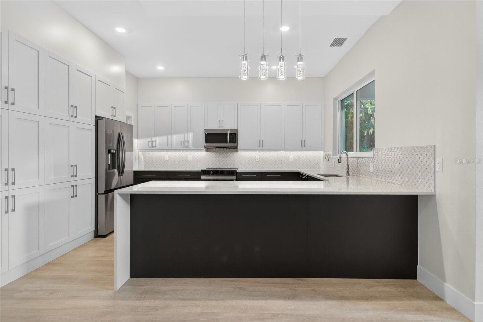 207 ATHENS ST, TARPON SPRINGS, FL, 34689